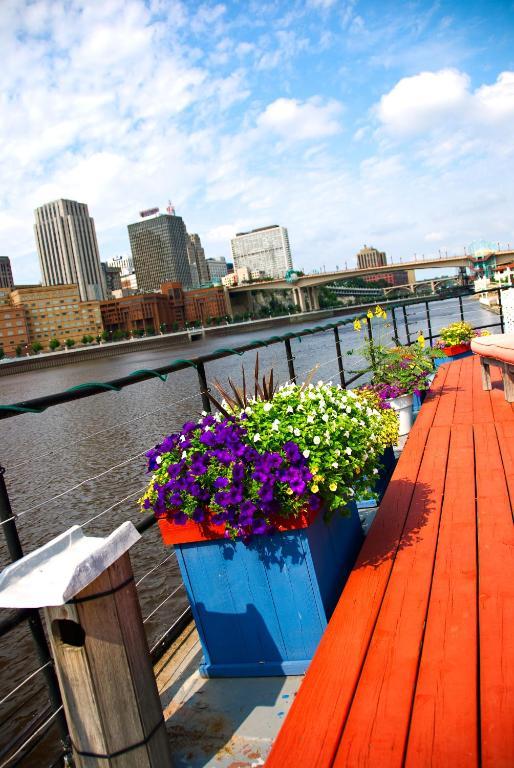 The Covington Houseboat Bed and Breakfast Saint Paul Eksteriør billede