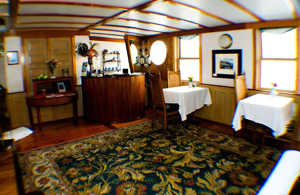The Covington Houseboat Bed and Breakfast Saint Paul Eksteriør billede